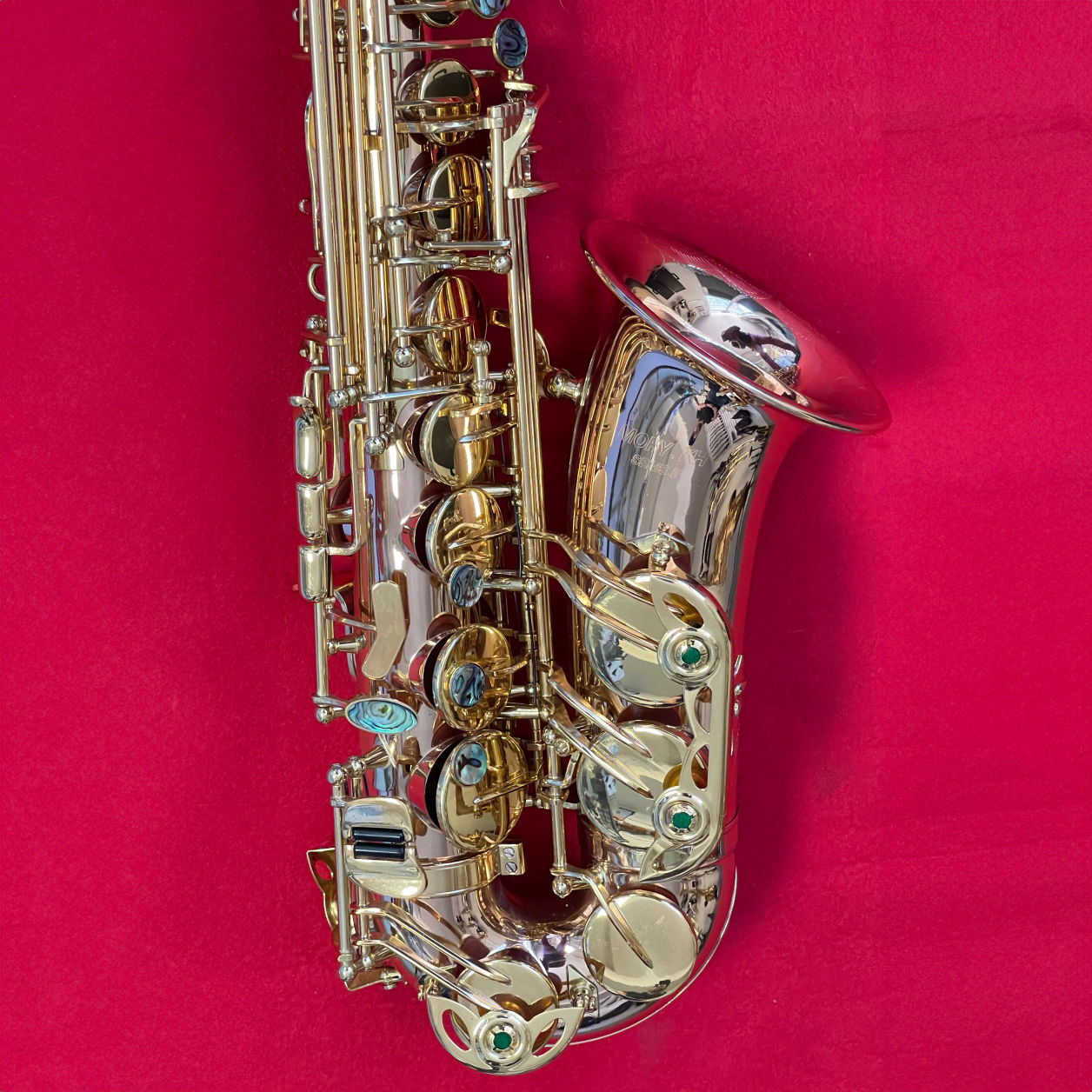 Mory music instrument sale and repair in Woodland Hills